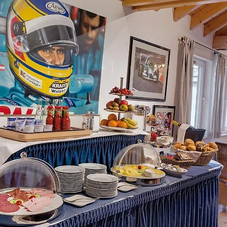 Hotel Motorsport 3*